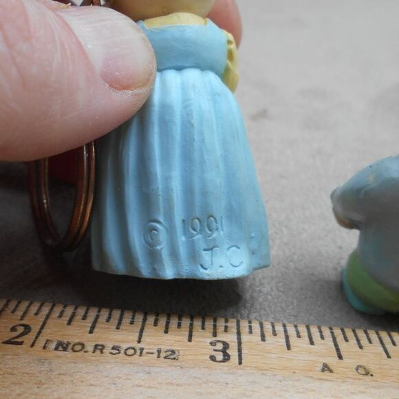 Miniature Anthropomorphic Pig Figures: Mama w/Baby (JC 1991), Dad w/Phone - Picture 7 of 8
